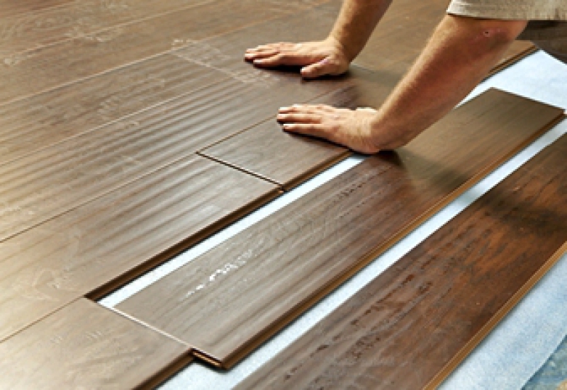 Interlocking plank floor installation